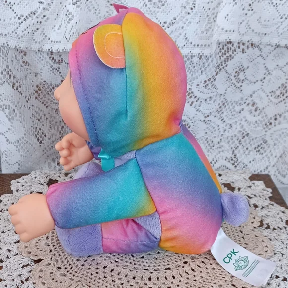 2017 OAA, INC. CABBAGE PATCH KID (CPK) RAINBOW GARDEN PARTY BAILEY BEAR 9" DOLL - Picture 5 of 12